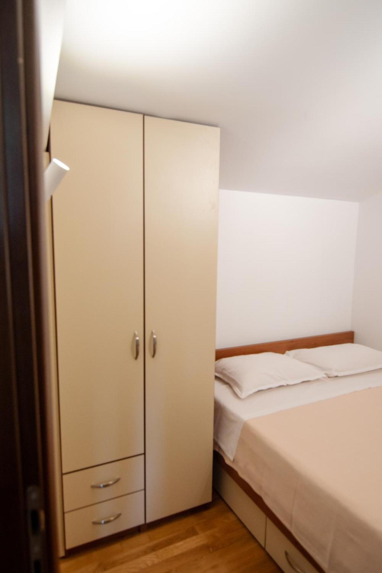 City Center Apartments 티바트 외부 사진