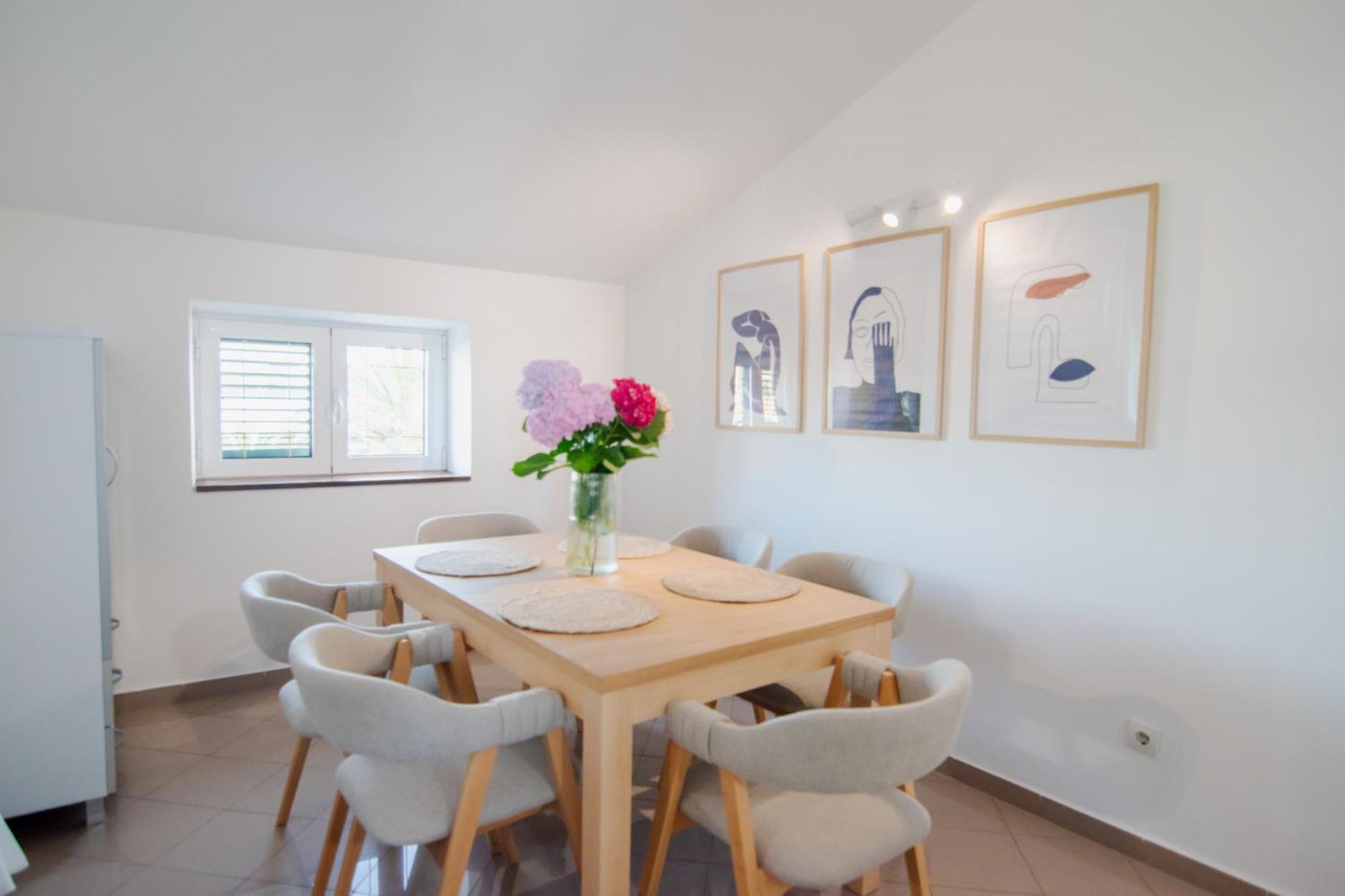 City Center Apartments 티바트 외부 사진