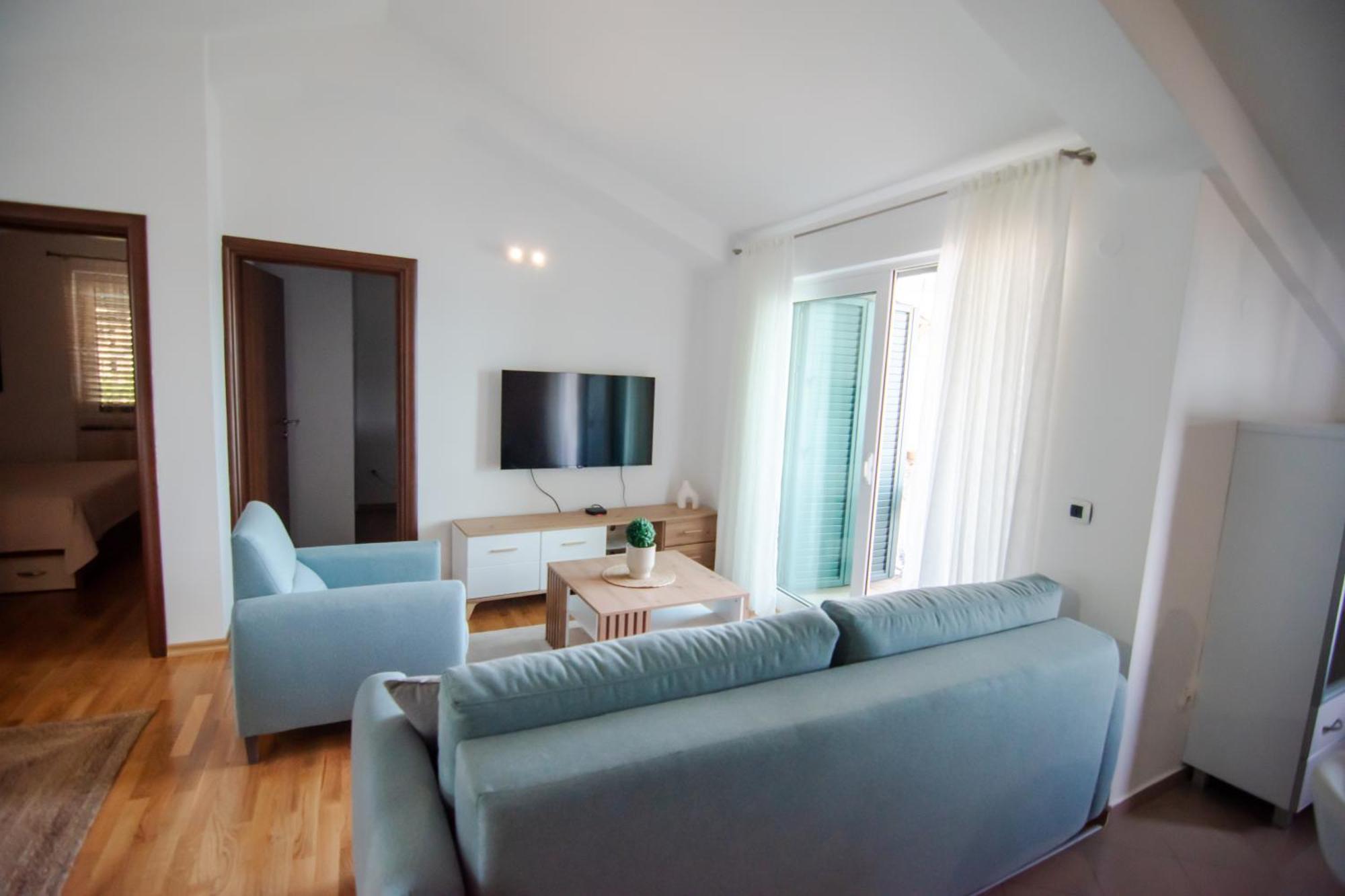 City Center Apartments 티바트 외부 사진
